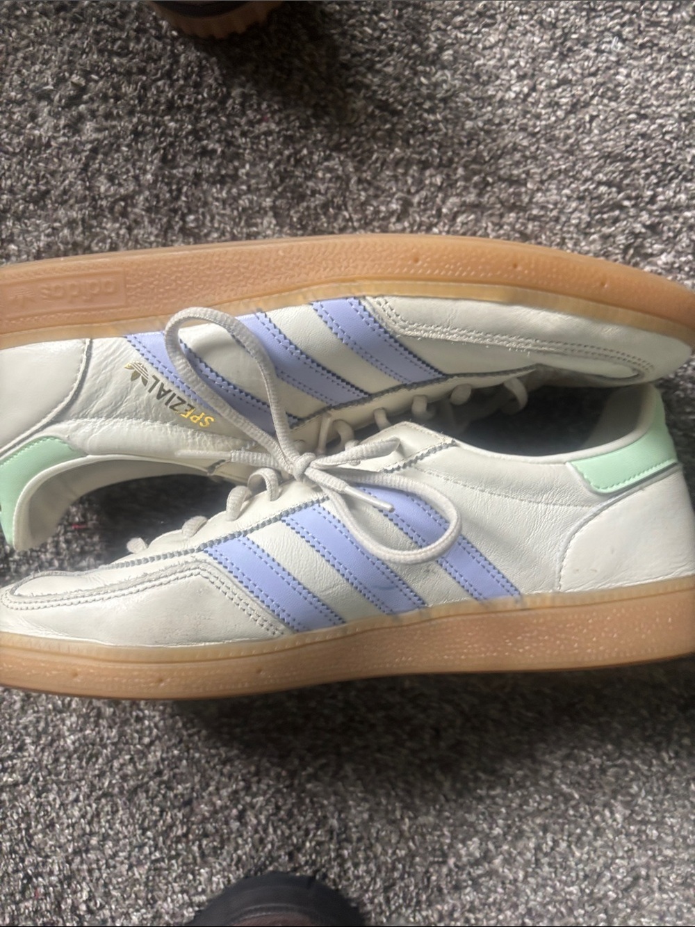adidas Creme Leather Sneakers with Light Blue Stripes and Mint Heel Tab